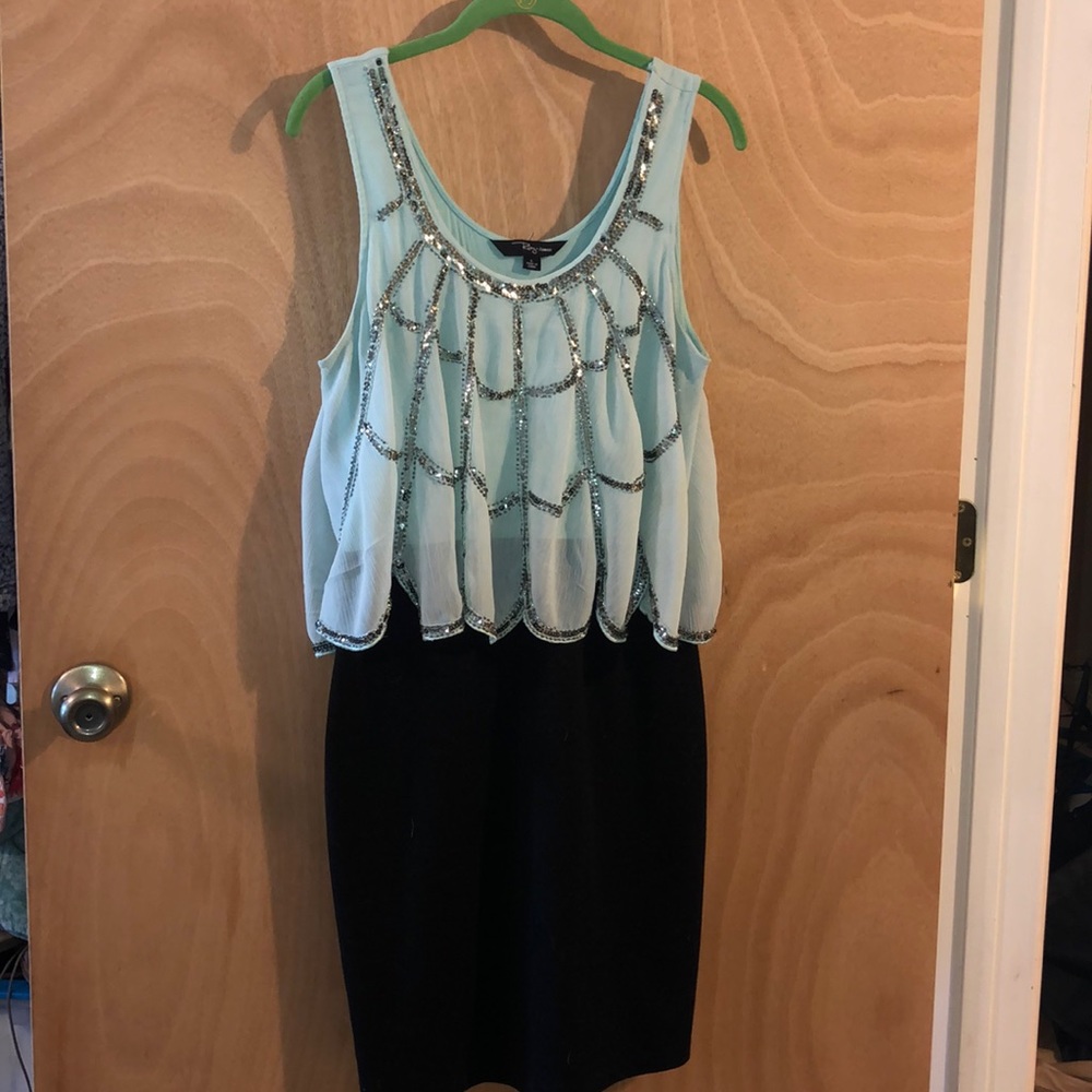 Dress with sequins and beading